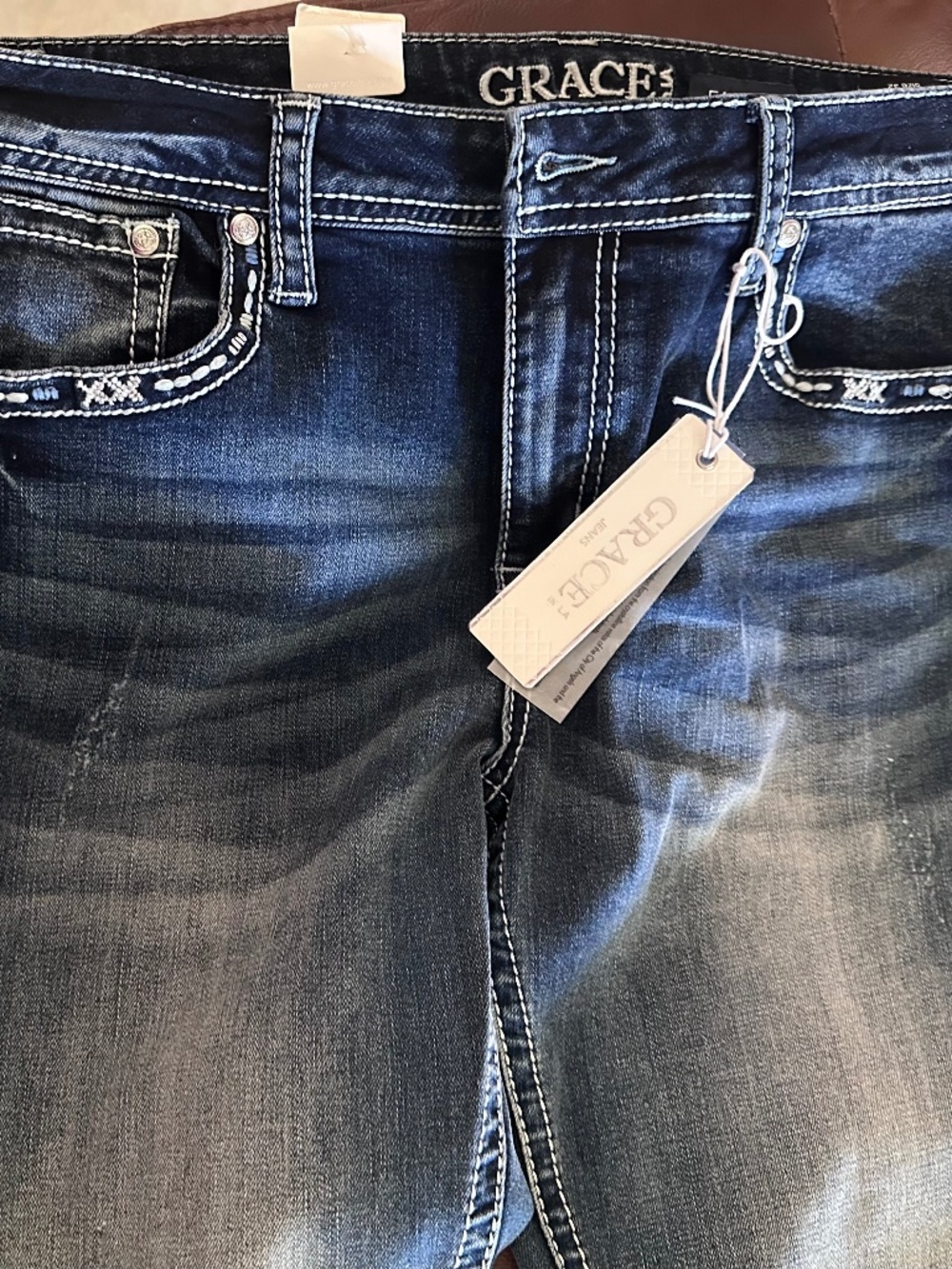 GRACE in LA Jeans